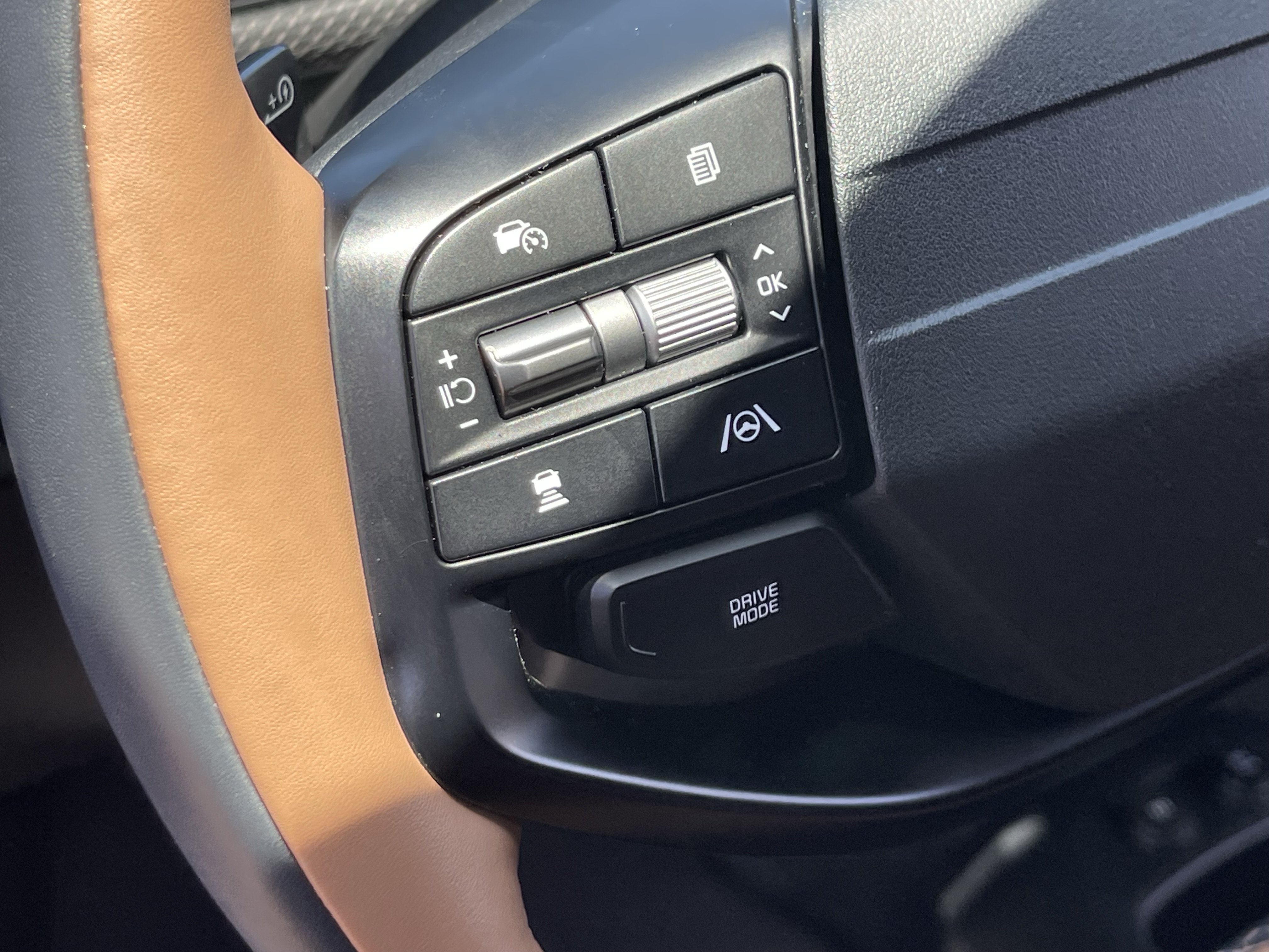 Certified 2025 Kia EV6 Wind RWD image 22