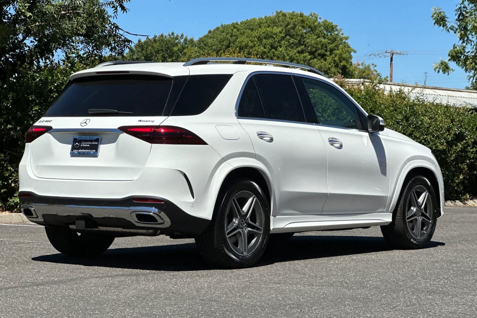 New 2026 Mercedes-Benz GLE 450 4MATIC image 3