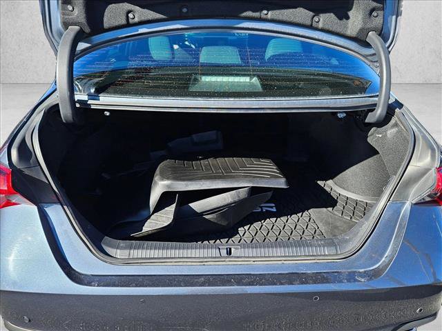 Used 2019 Toyota Avalon Limited w/ Advanced Safety Package image 6