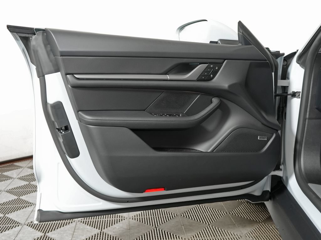 New 2026 Porsche Taycan AWD/4WD image 15