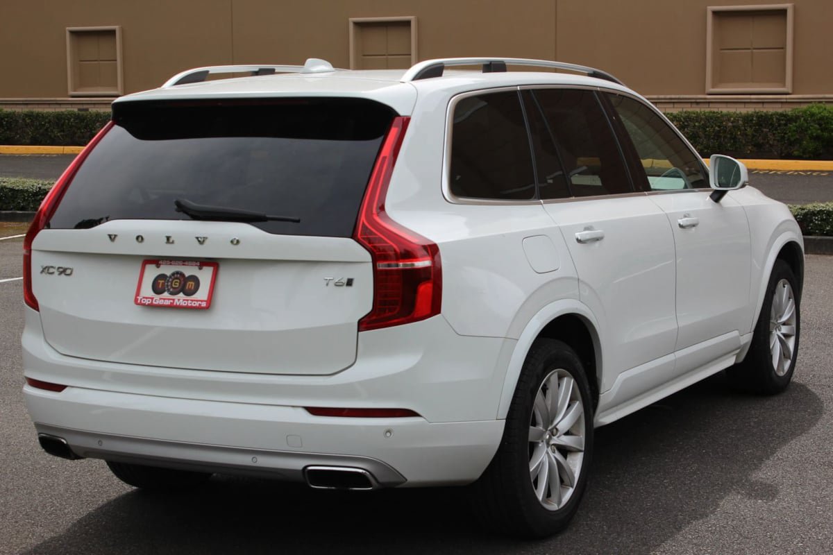 Used 2016 Volvo XC90 T6 Momentum AWD/4WD image 5