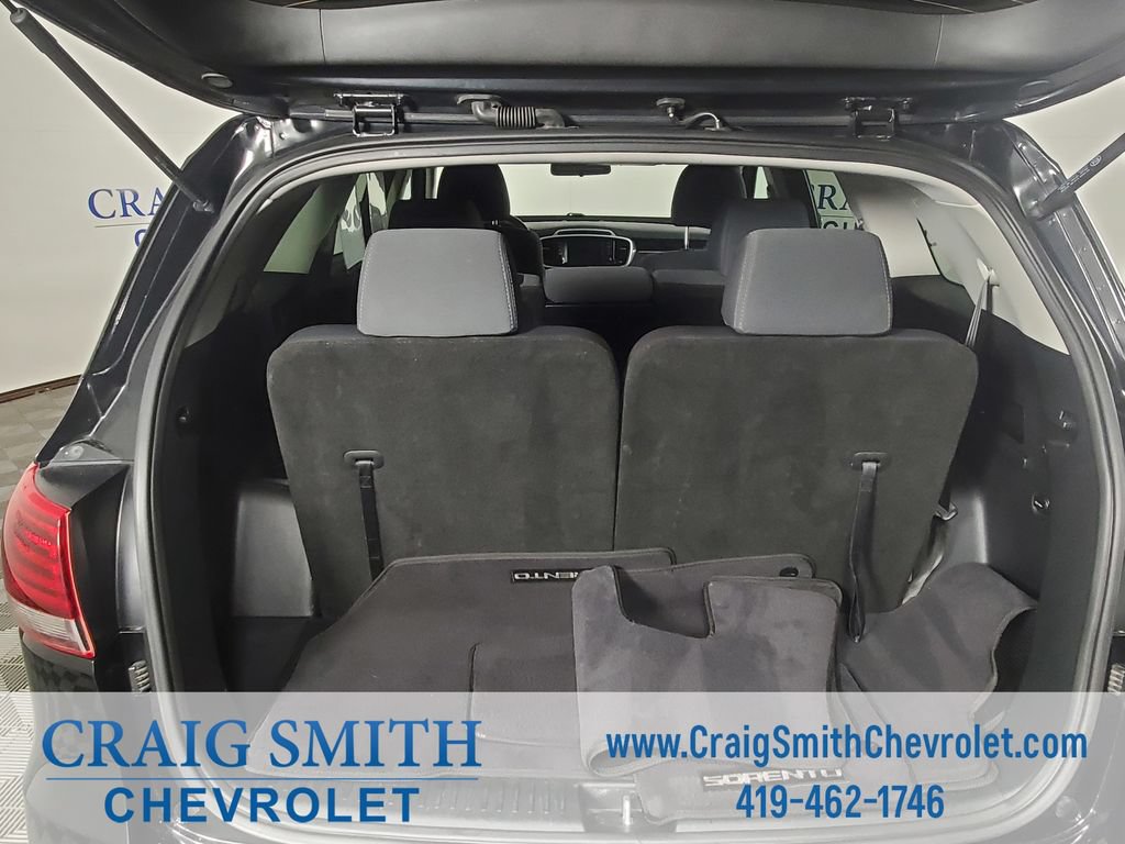 Used 2019 Kia Sorento FWD image 13