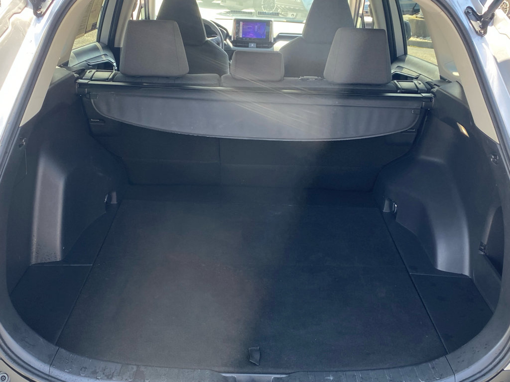 Used 2024 Toyota RAV4 XLE image 9