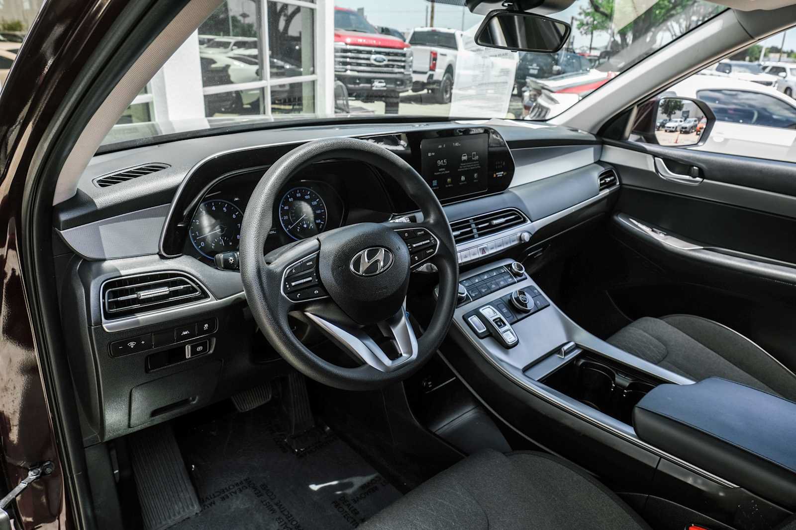 Used 2020 Hyundai Palisade SE FWD image 3
