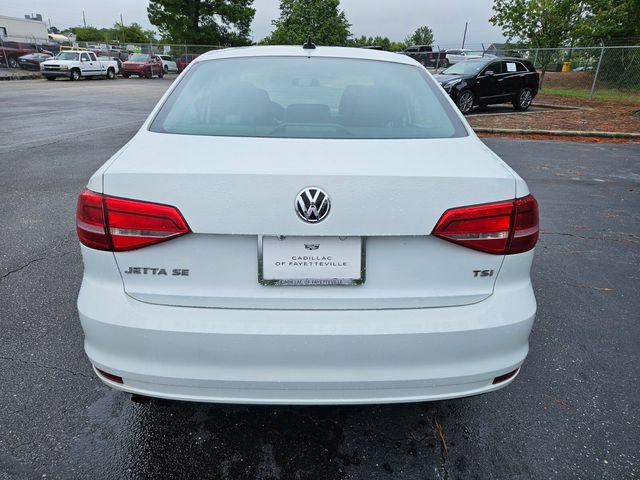 Used 2015 Volkswagen Jetta SE FWD image 6