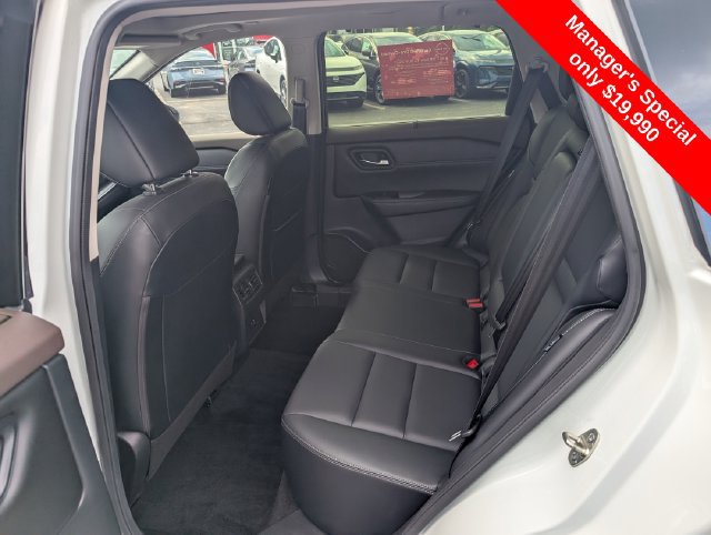 Certified 2023 Nissan Rogue SV w/ SV Premium B Package AWD/4WD image 11