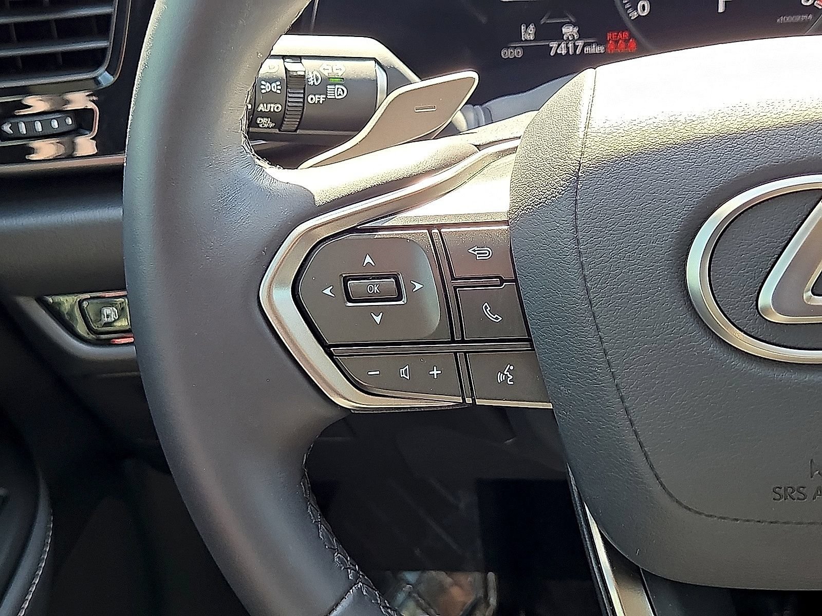 Used 2025 Lexus NX 250 FWD w/ Towing Package (2000 Lbs) image 18