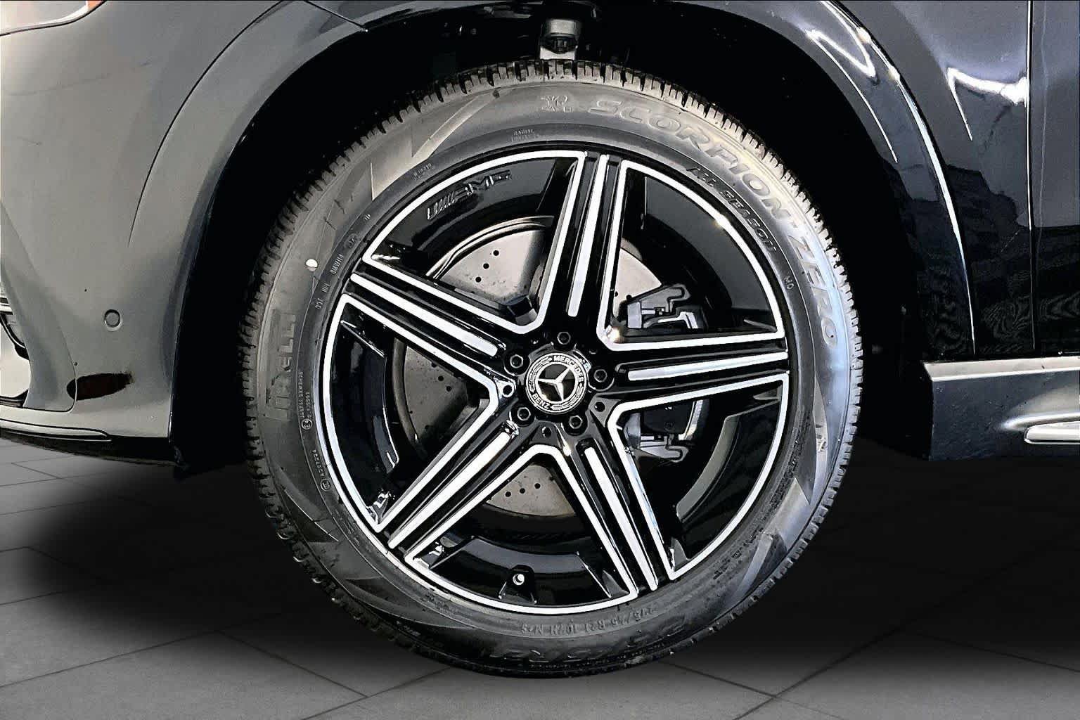 New 2026 Mercedes-Benz GLE 450 4MATIC image 17