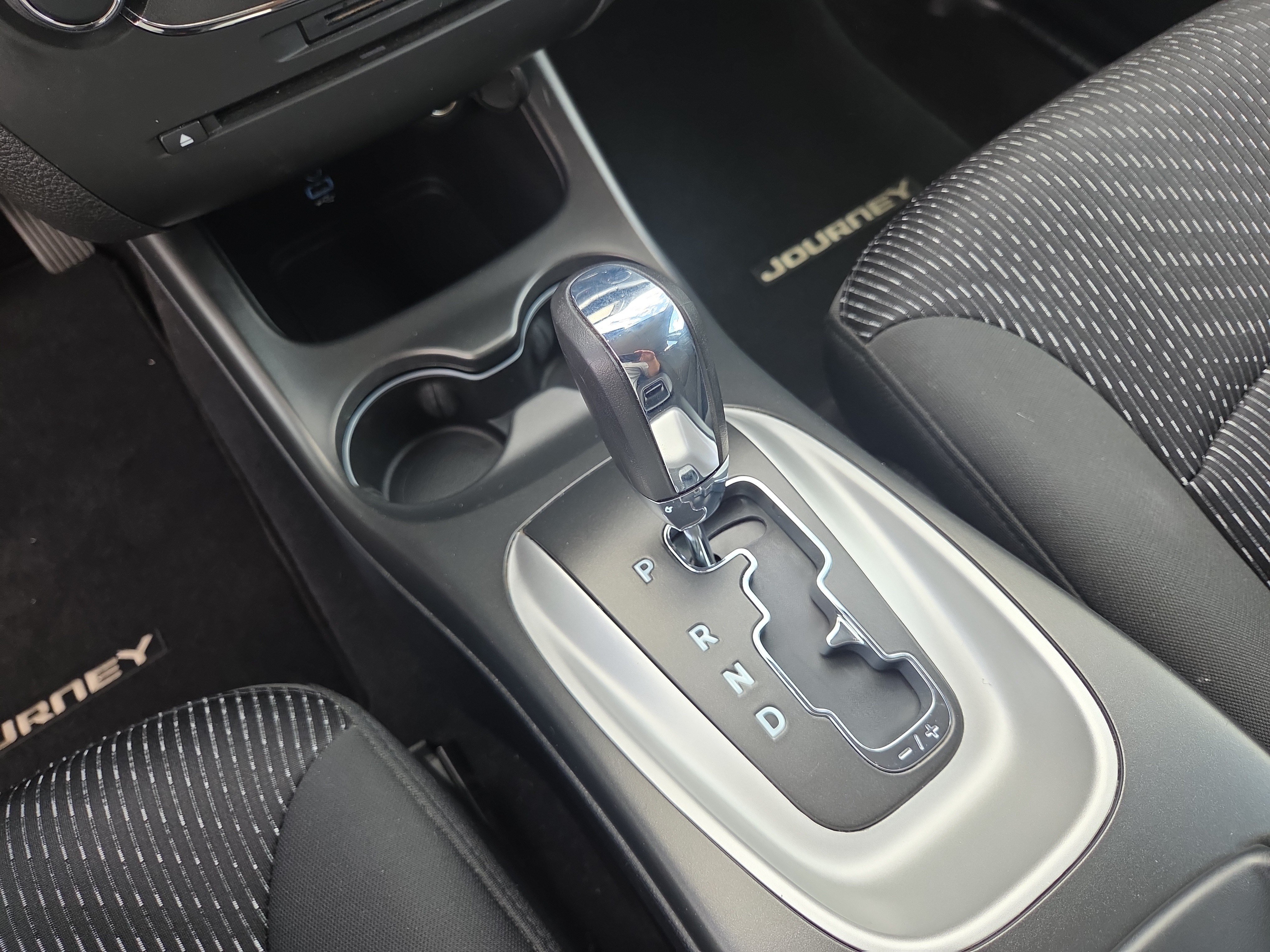 Certified 2017 Dodge Journey SXT AWD/4WD image 28