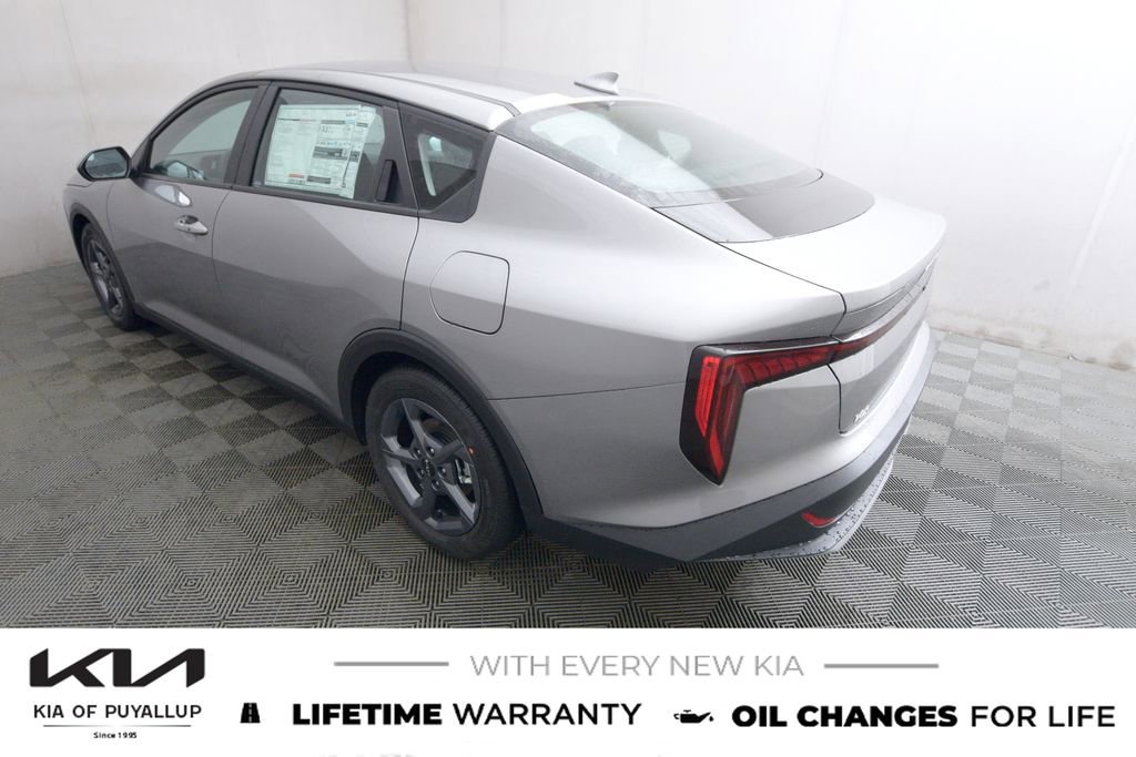 New 2025 Kia K4 LXS image 7