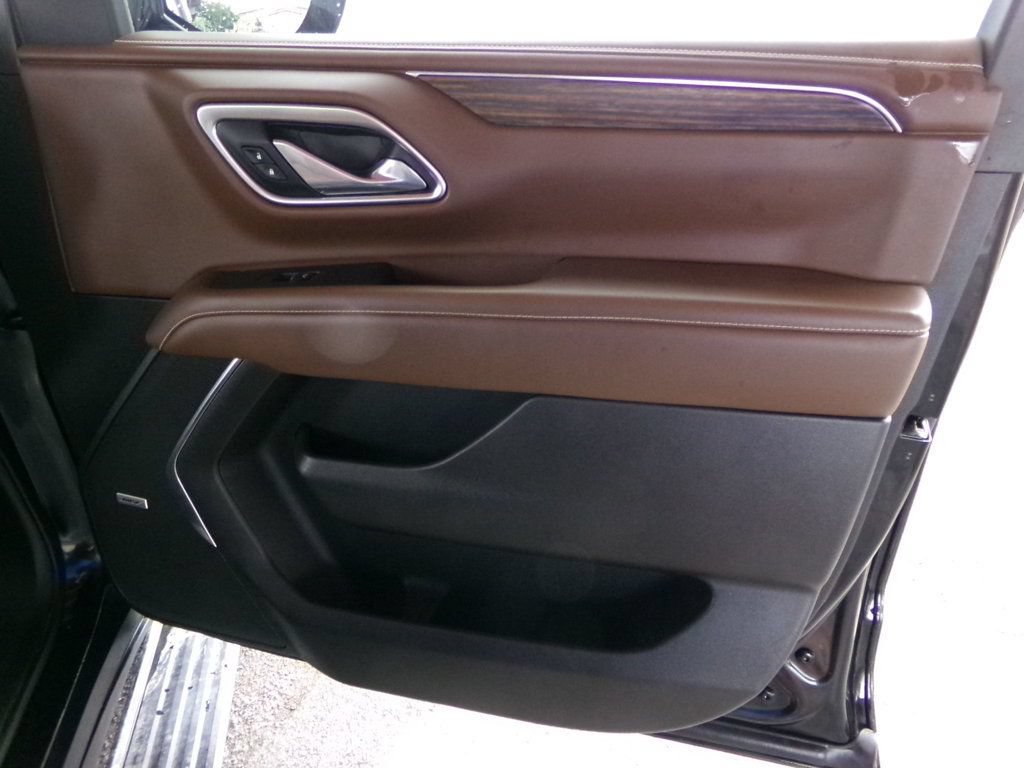 Used 2021 Chevrolet Tahoe High Country AWD/4WD image 13