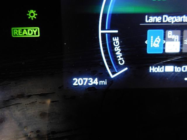 Used 2025 Toyota Camry LE image 35