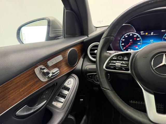 Used 2021 Mercedes-Benz GLC 300 image 23