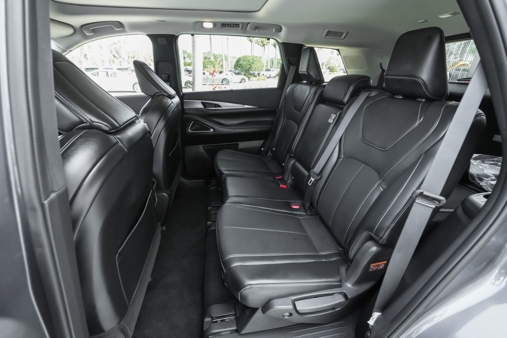 Used 2026 INFINITI QX60 Luxe w/ Cargo Package image 31
