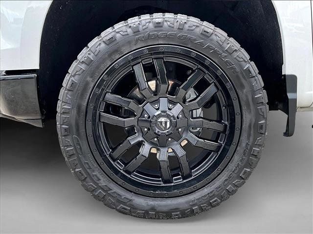 Used 2025 Chevrolet Silverado 1500 LT Trail Boss w/ Convenience Package II image 10