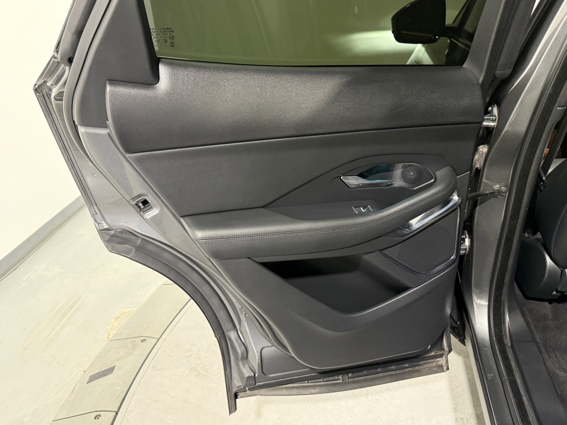 Used 2018 Jaguar E-PACE S image 45