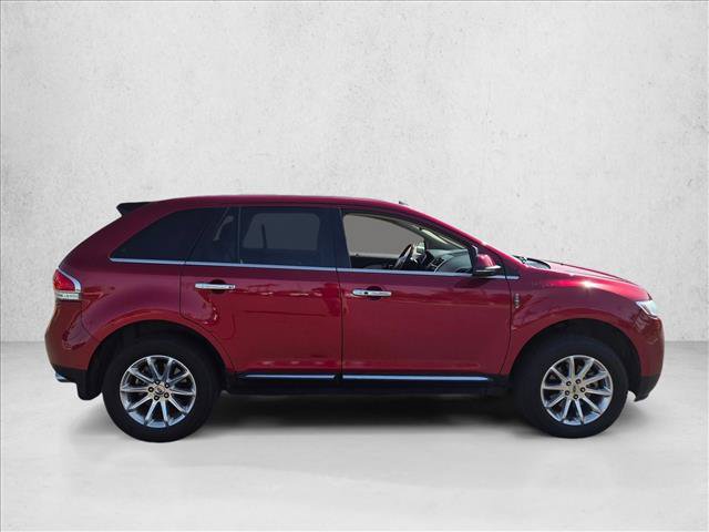 Used 2014 Lincoln MKX FWD w/ Equipment Group 101A image 4