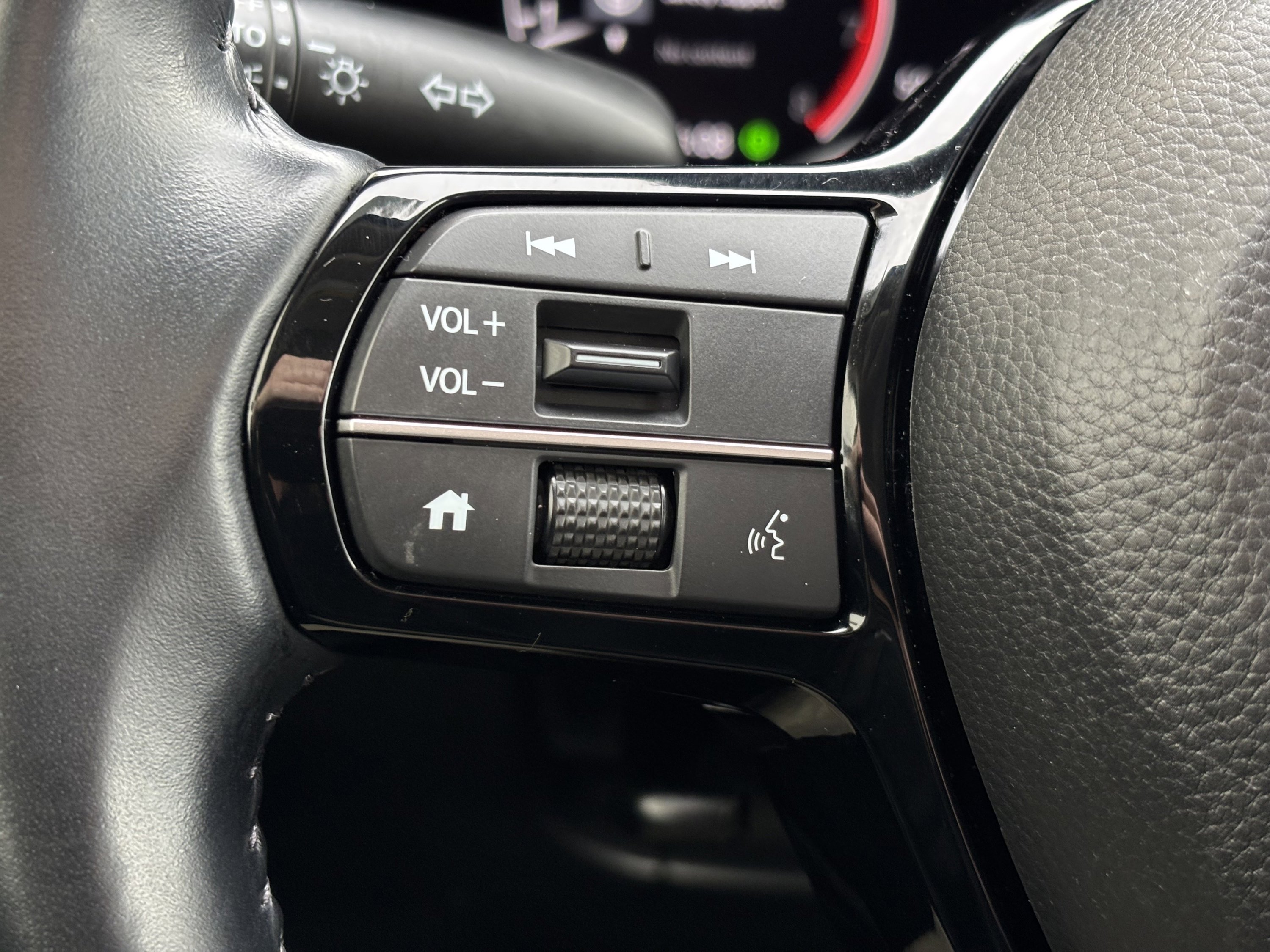 Certified 2025 Honda CR-V EX-L image 34