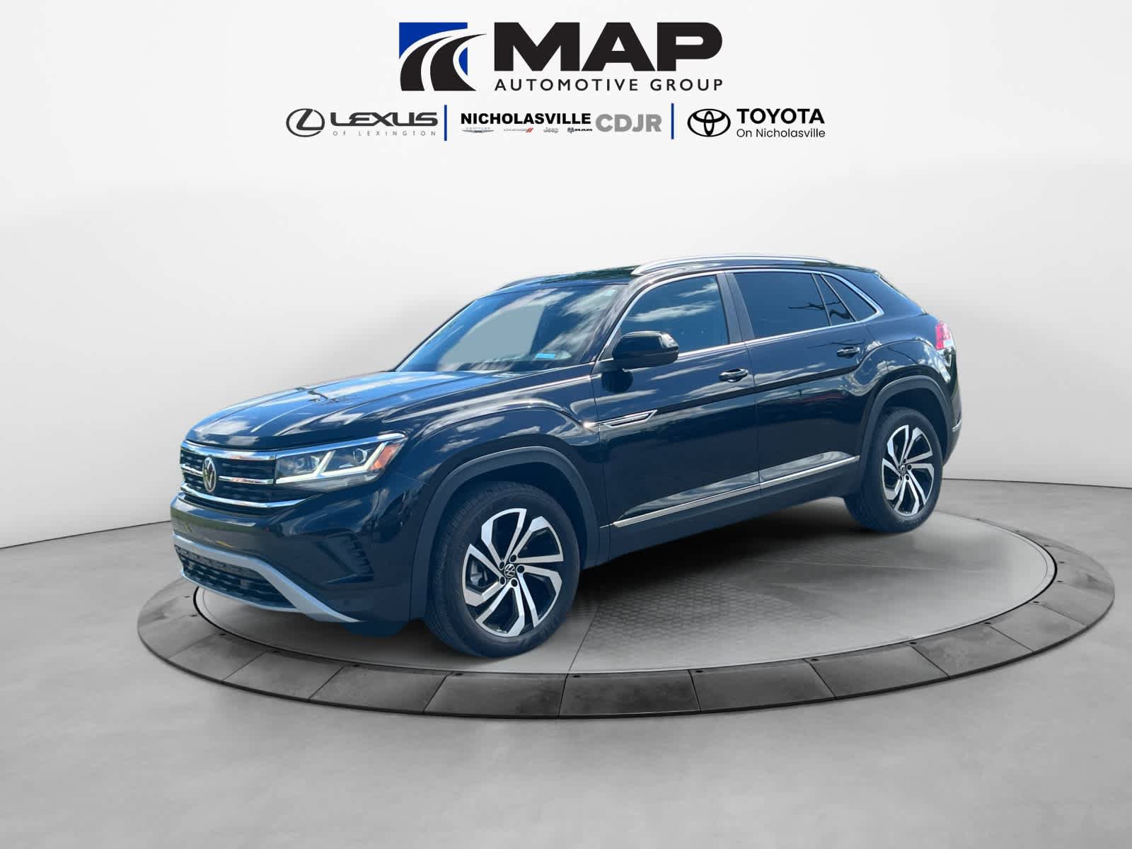 Used 2023 Volkswagen Atlas Cross Sport SEL AWD/4WD image 1