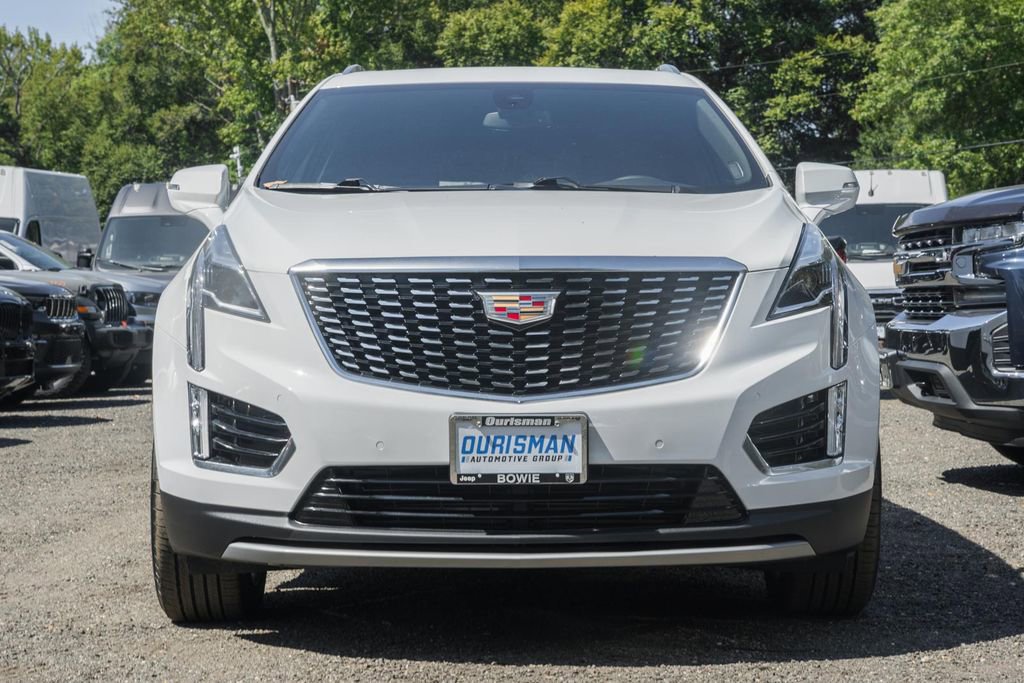 Used 2025 Cadillac XT5 Premium Luxury image 2