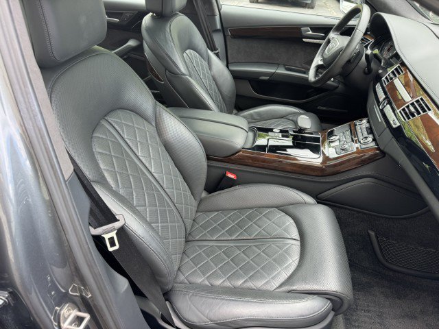 Used 2016 Audi A8 L 4.0T w/ Driver Assistance Package AWD/4WD image 39
