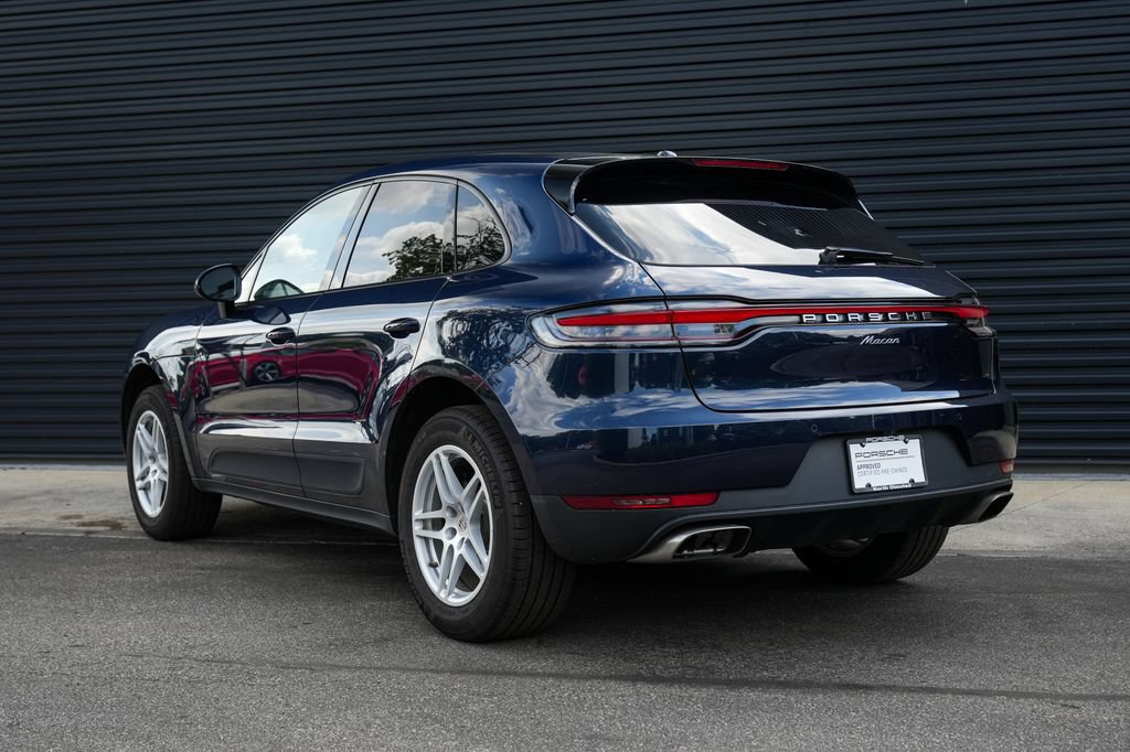 Certified 2021 Porsche Macan AWD/4WD image 3
