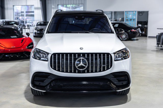 Used 2025 Mercedes-Benz GLS 63 AMG 4MATIC image 9
