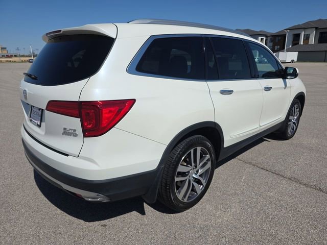Used 2018 Honda Pilot Elite image 13