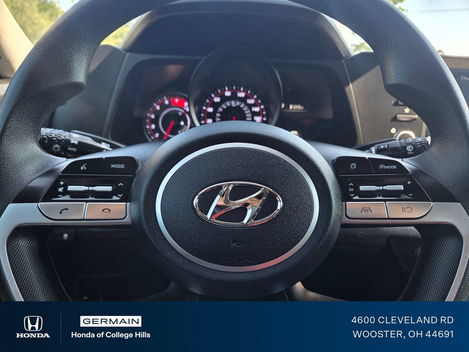 Used 2023 Hyundai Elantra SEL FWD image 25