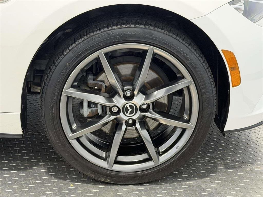 Used 2017 MAZDA MX-5 Miata RF Grand Touring image 9