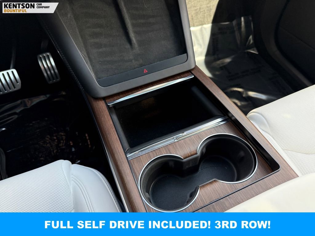 Used 2022 Tesla Model X image 24