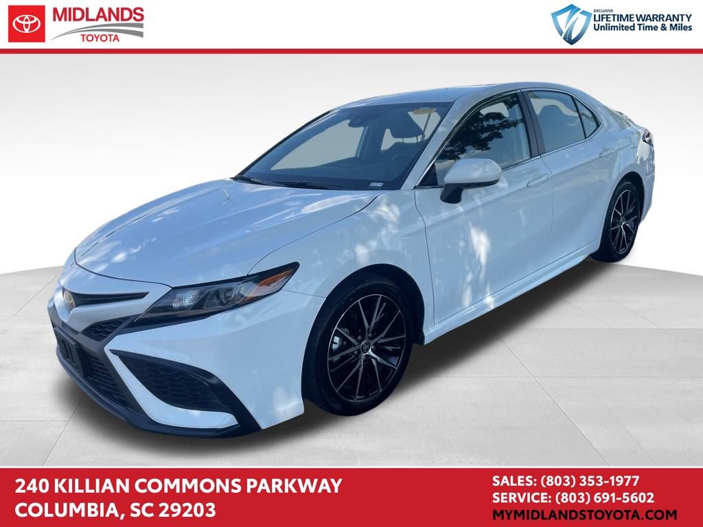 Used 2024 Toyota Camry SE