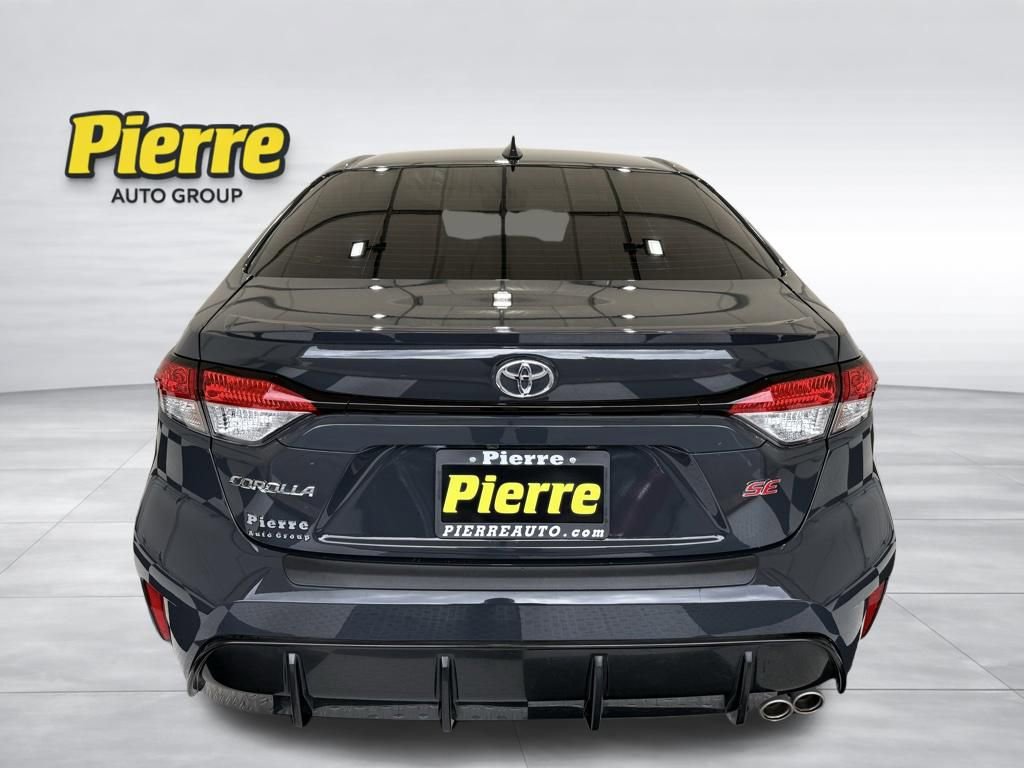 Used 2024 Toyota Corolla SE FWD image 3
