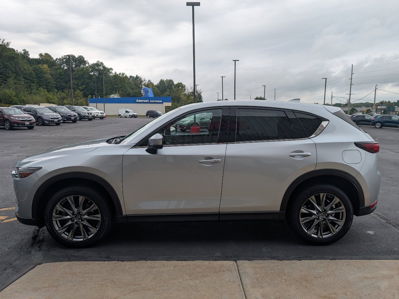 Used 2019 MAZDA CX-5 Signature image 5