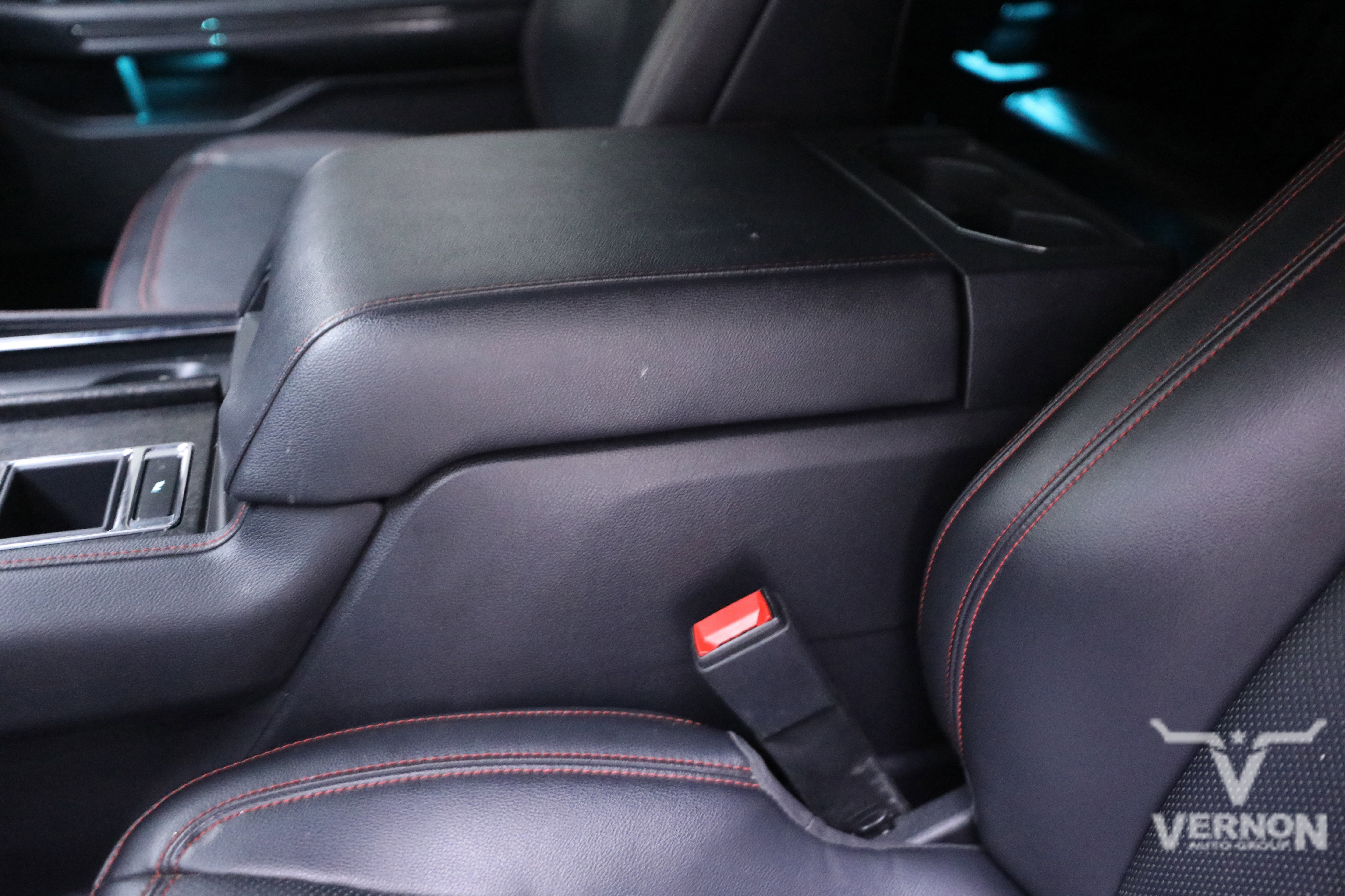 Used 2023 Ford Expedition Limited image 16