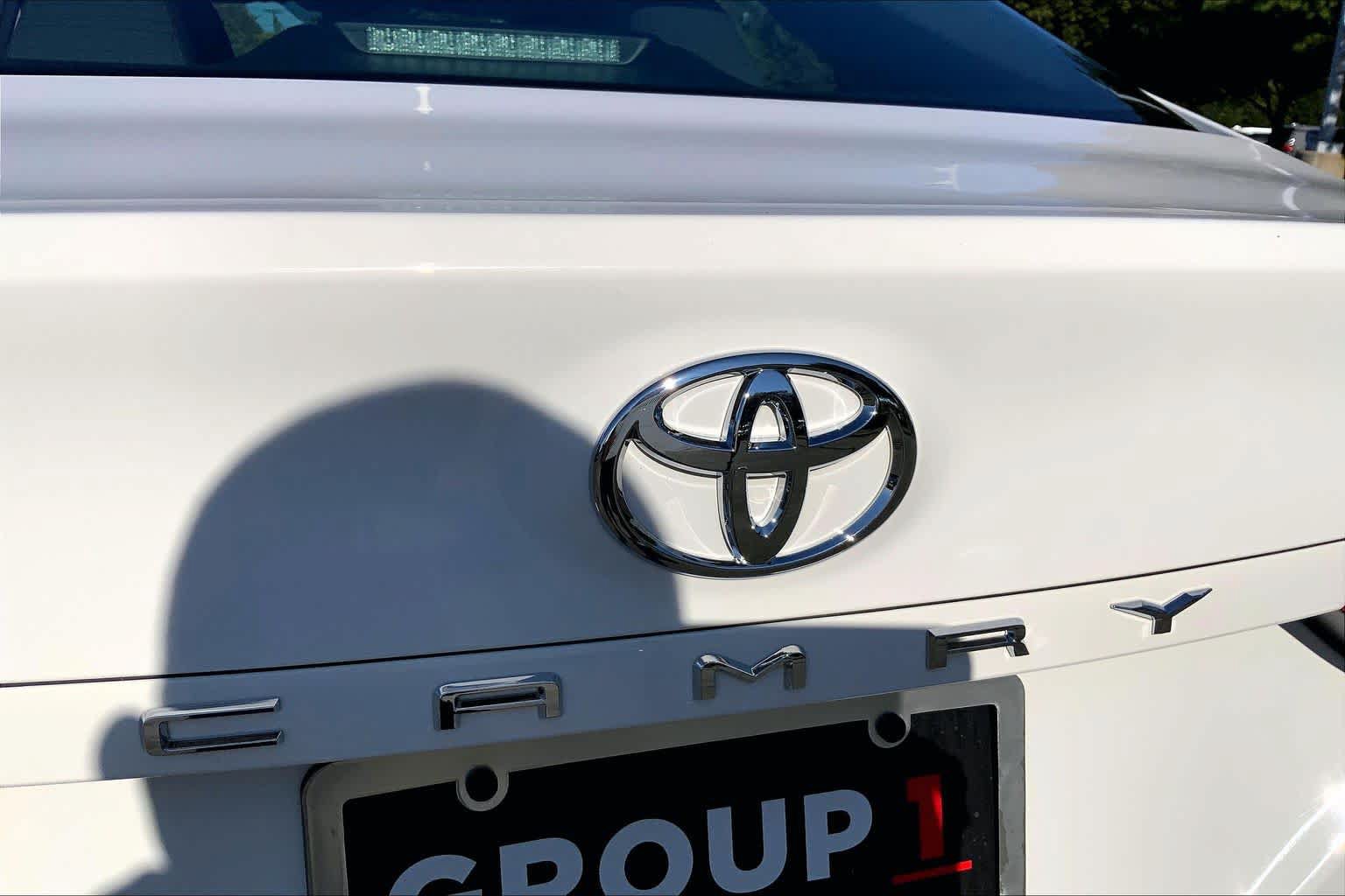 Used 2024 Toyota Camry LE AWD/4WD image 31