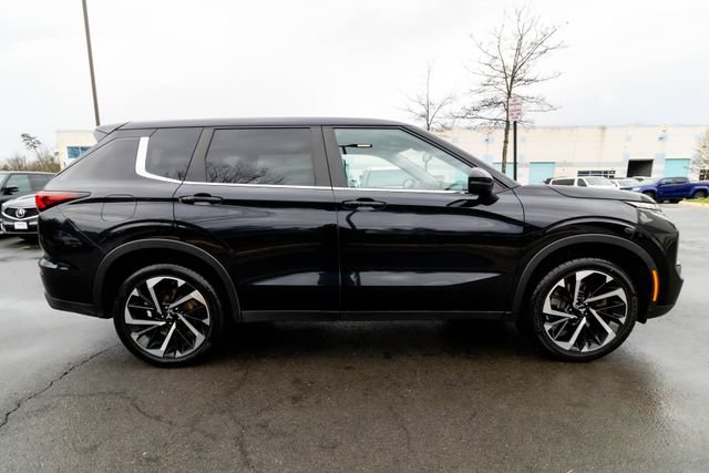 Used 2022 Mitsubishi Outlander ES AWD/4WD image 13