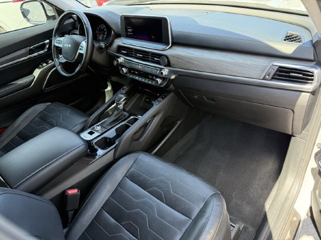 Used 2022 Kia Telluride SX w/ SX Prestige Package AWD/4WD image 12