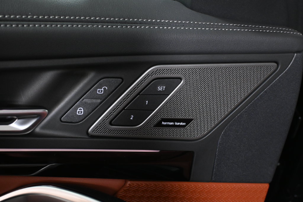New 2027 BMW X1 xDrive28i AWD/4WD image 25
