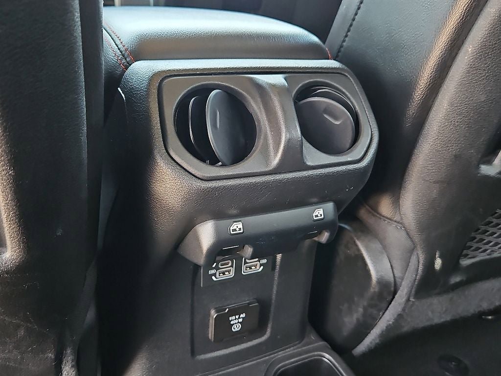 Used 2022 Jeep Gladiator Rubicon w/ Cold Weather Group AWD/4WD image 20