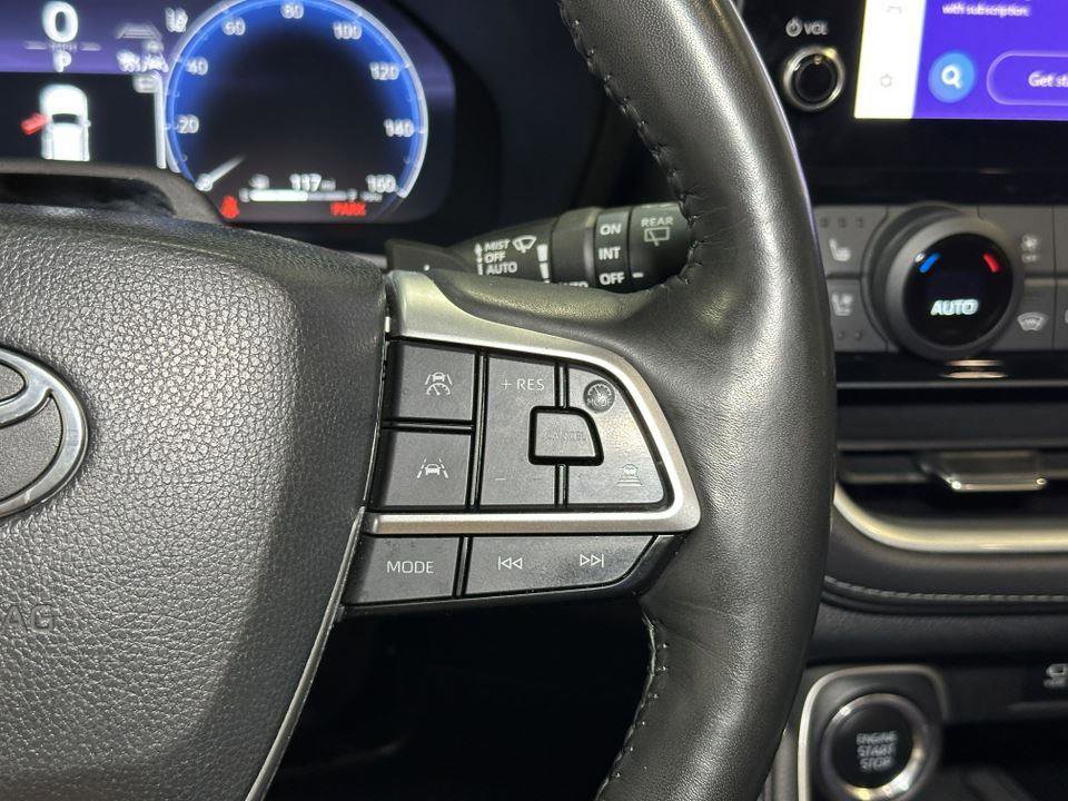 Used 2024 Toyota Grand Highlander Platinum image 26