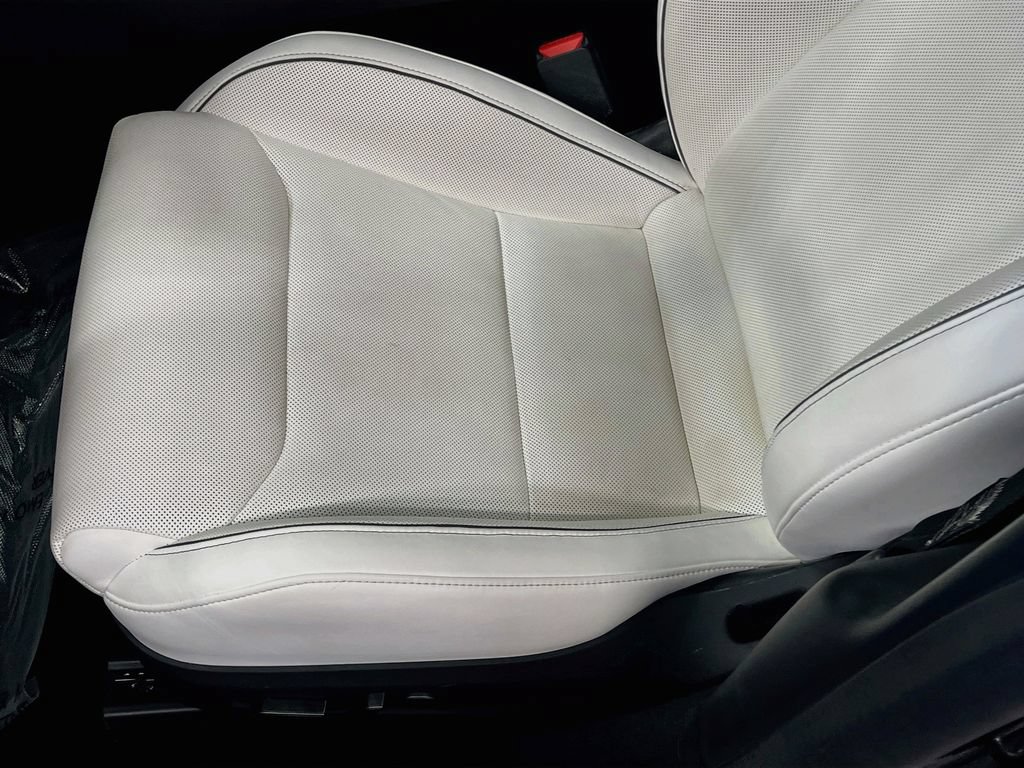 Used 2026 Tesla Model 3 Performance AWD/4WD image 18