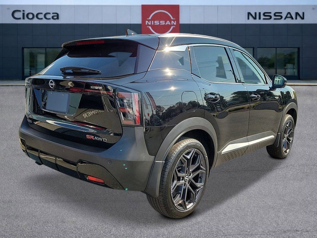 New 2025 Nissan Kicks SR w/ SR Premium Package AWD/4WD image 3