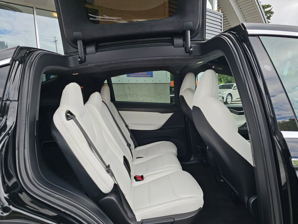 Used 2020 Tesla Model X Performance image 14