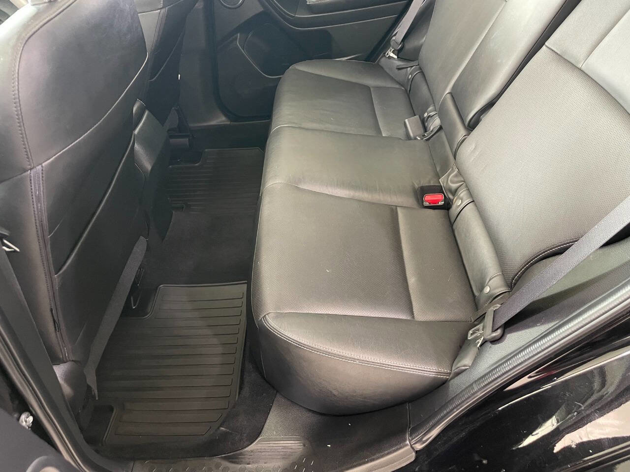 Used 2015 Subaru Forester 2.5i Limited image 21