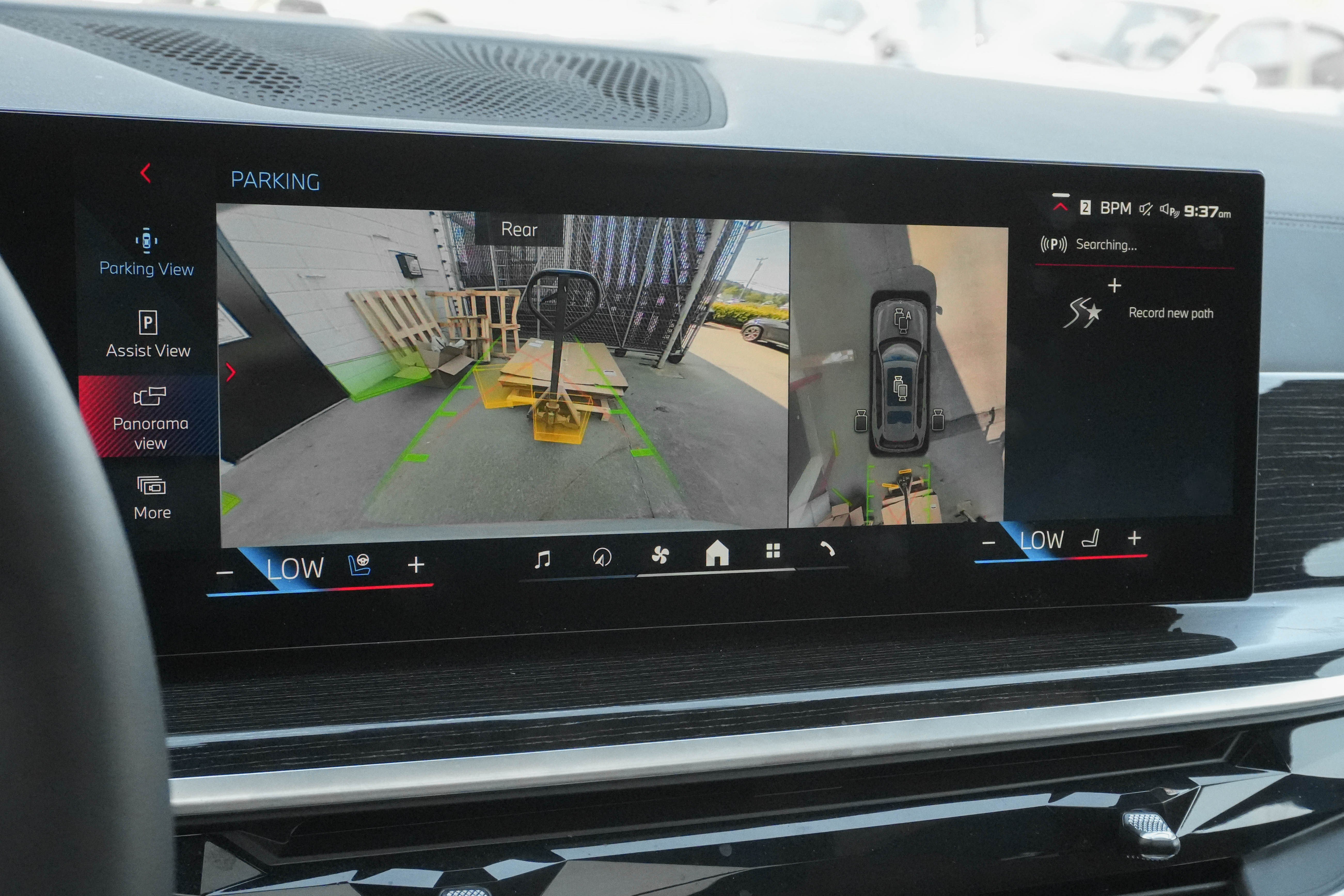 Certified 2026 BMW X7 M60i AWD/4WD image 24