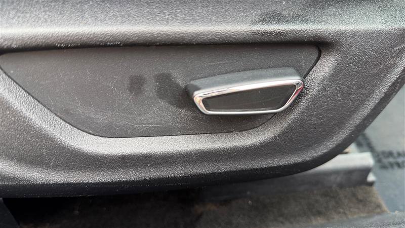 Used 2017 Ford Mustang Premium image 30