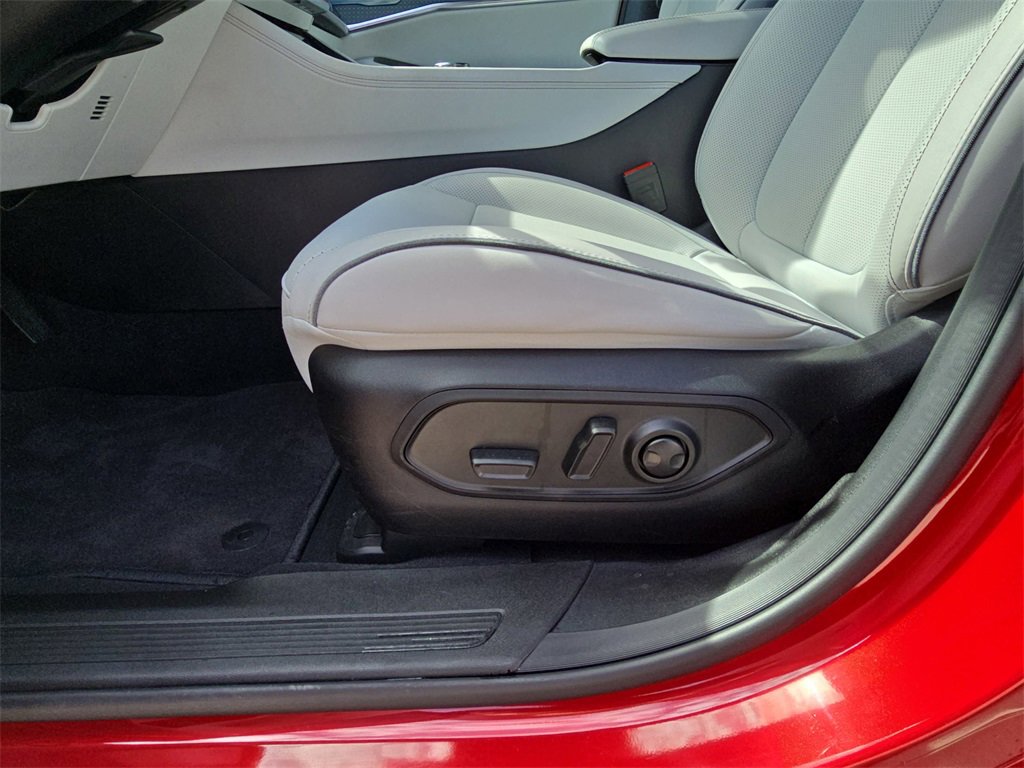 Used 2025 Jeep Wagoneer S Limited image 29