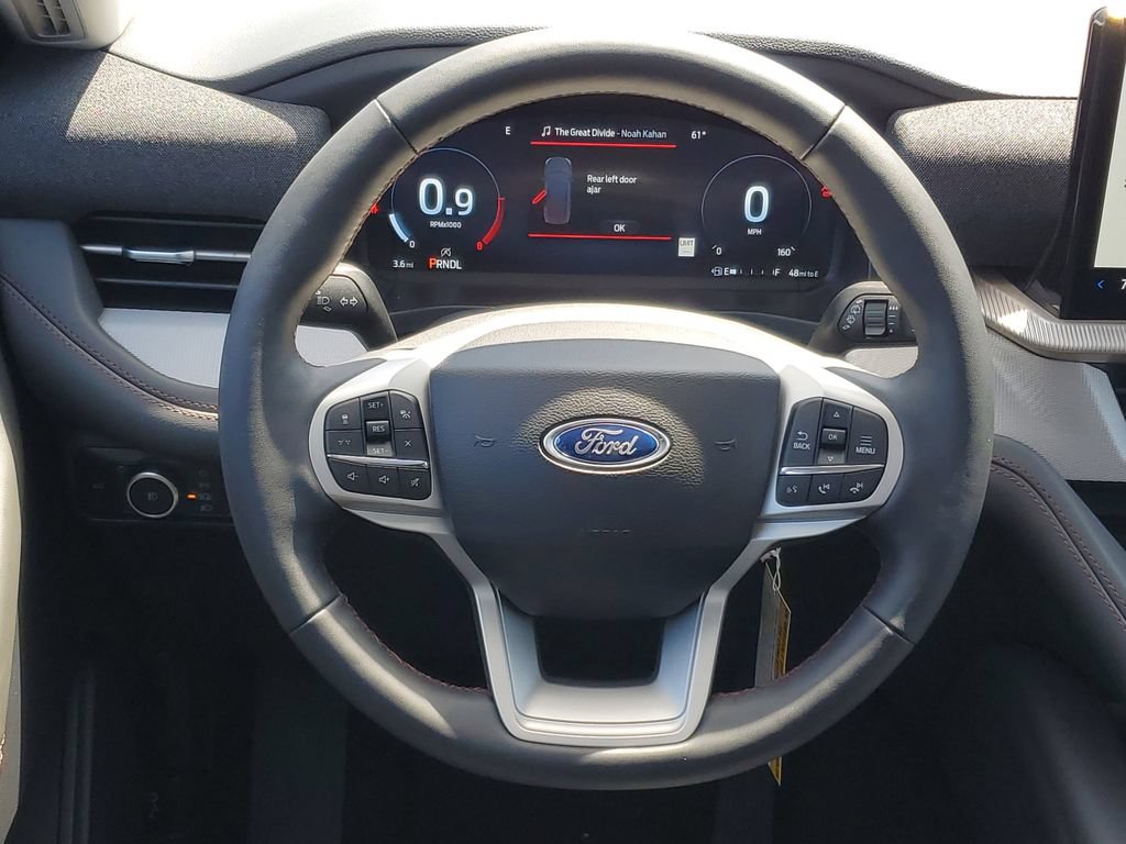New 2026 Ford Explorer Active w/ Active Comfort Package AWD/4WD image 28