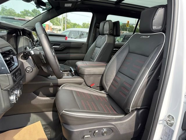 Used 2026 GMC Yukon AT4 Ultimate w/ LPO, Floor Liner Package AWD/4WD image 12
